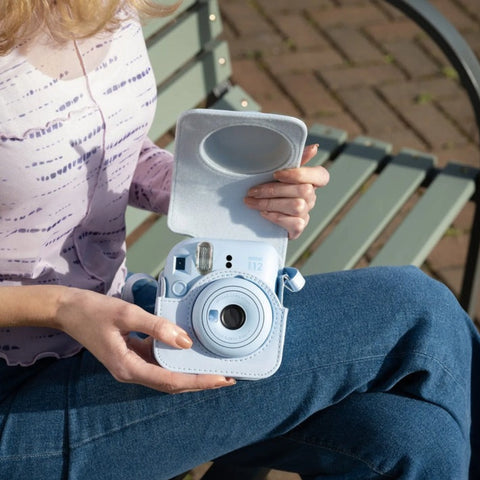 Fujifilm Estuche para Cámara Instax Mini 12, Diseño Liso