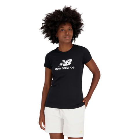 New Balance Camiseta NB Essentials Stacked Logo Negro, para Mujer