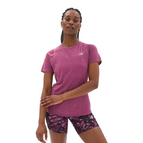 New Balance Camiseta Printed Impact Run Rosa Oscuro, para Mujer