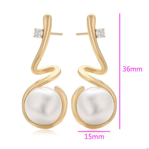 CR Charms Aretes Elegancia Audaz, Alloy