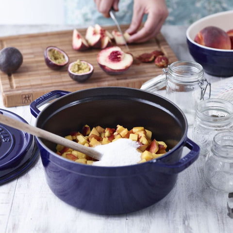 Staub Olla Hierro Fundido con Tapa, 24 cm