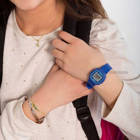 Casio Reloj Digital Azul para Mujer (LA-20WH-2A)