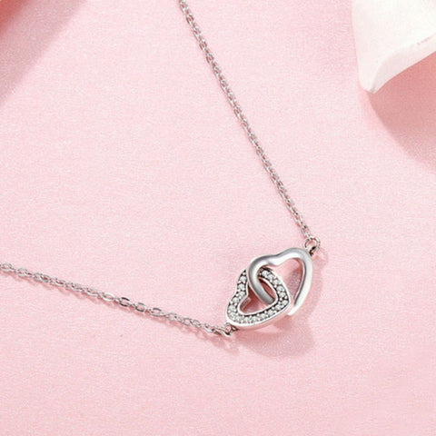 CR Charms Collar Corazones Unidos